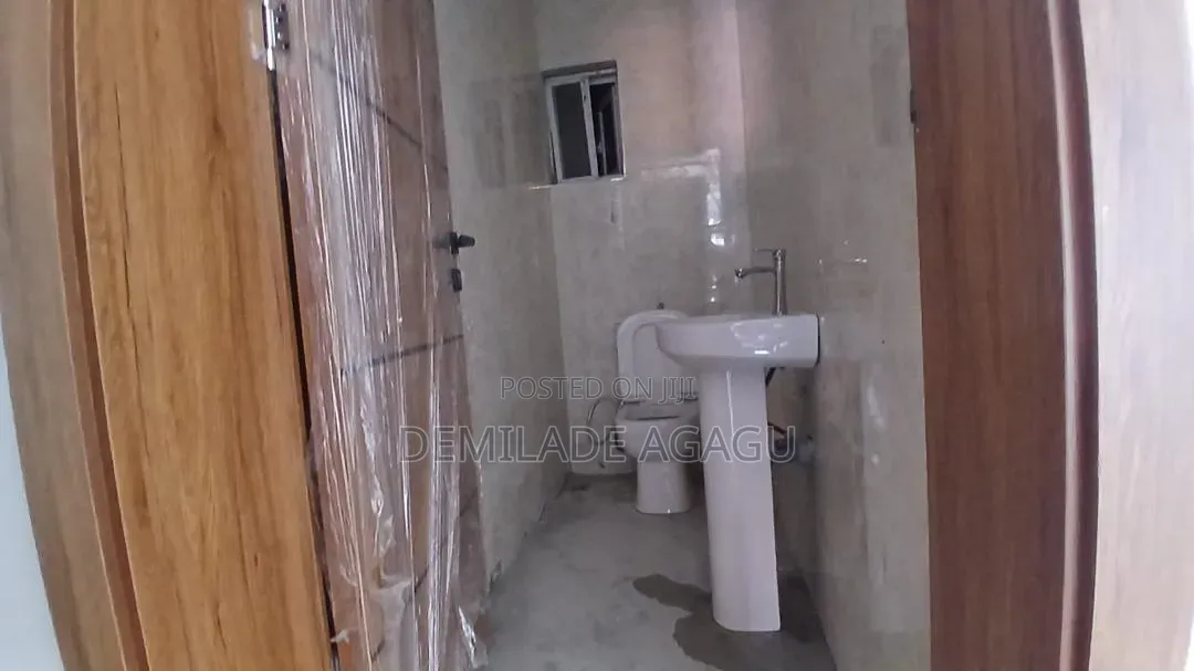 3bdrm Block of Flats in Lekki Phase 1 for sale in Lekki Phase 1