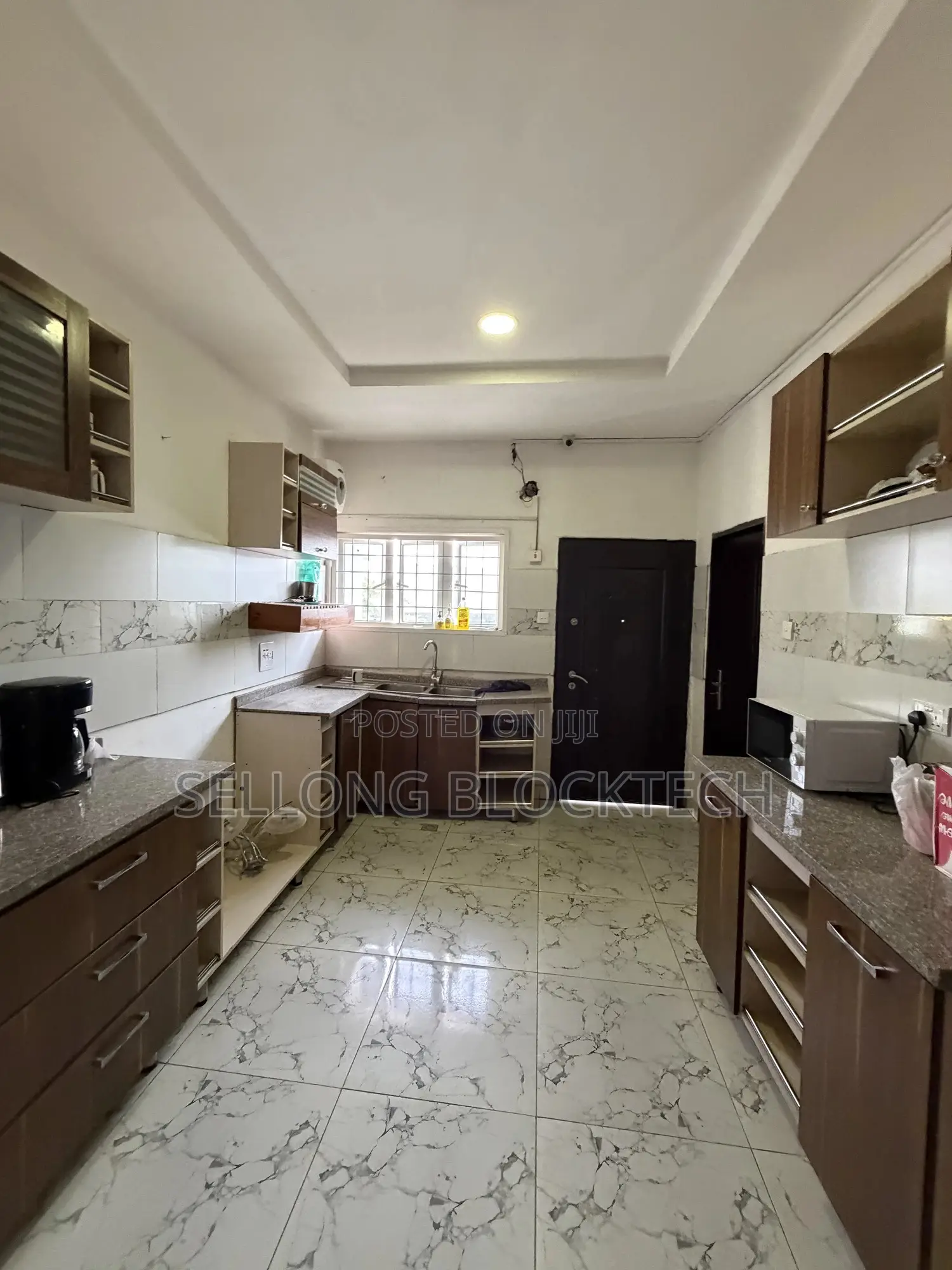4bdrm Townhouse/Terrace in Guzape District for sale in Guzape District