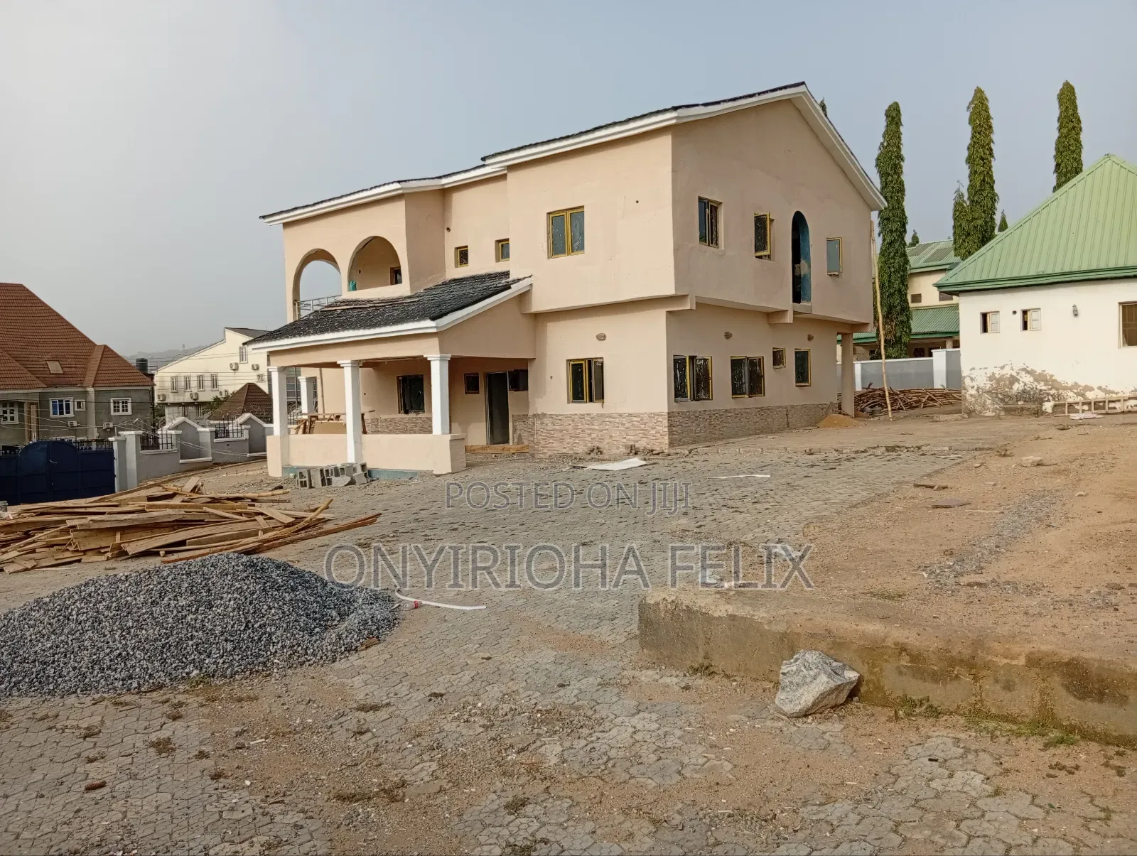 5bdrm Duplex in Gwarinpa Main, Life Camp for rent in Life Camp