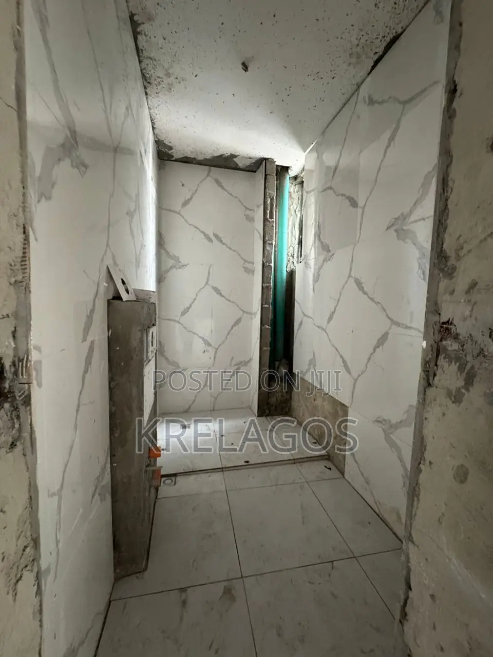 2bdrm Apartment in Osapa london for sale in Osapa london