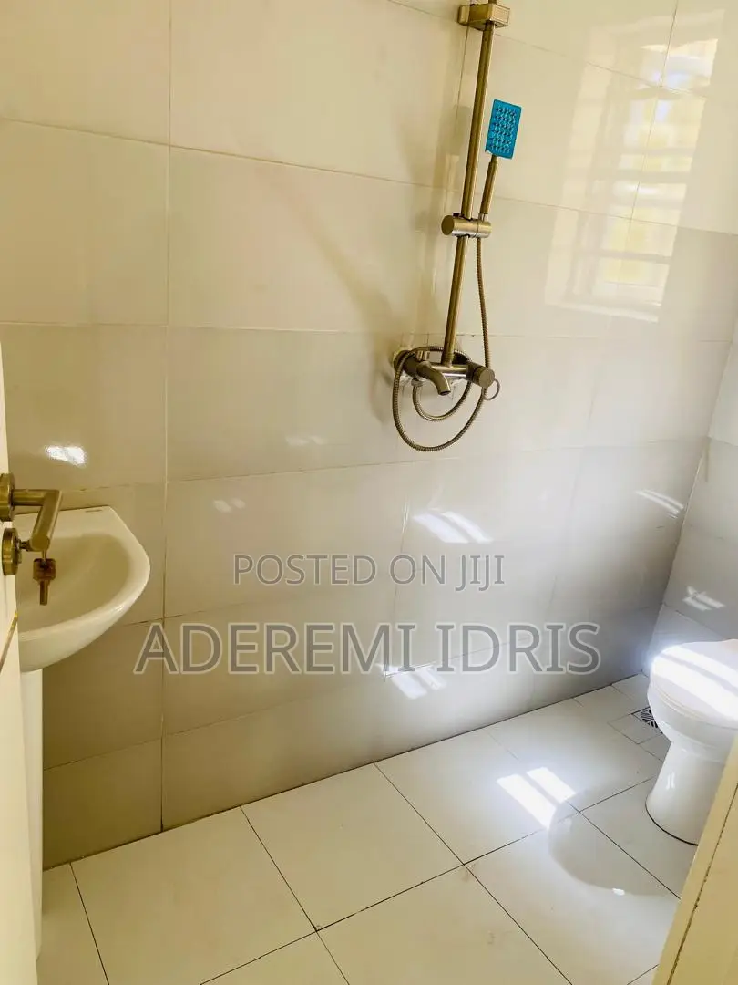 2bdrm Block of Flats in Isheri North Gra for rent in Isheri North