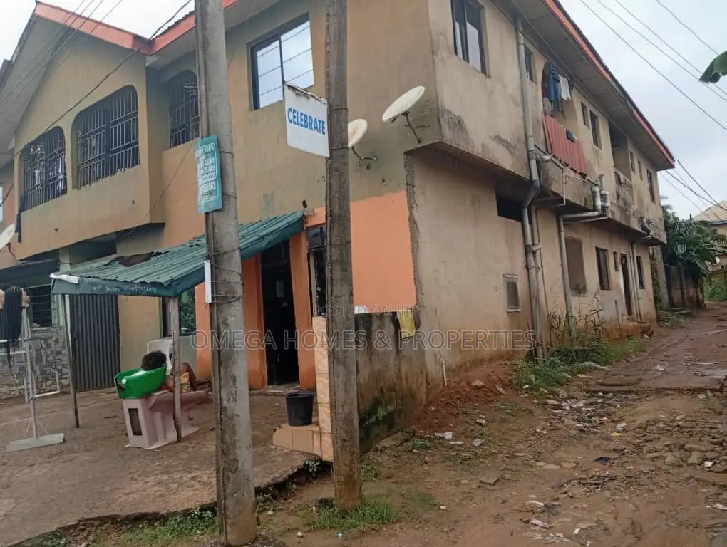17bdrm Block of Flats in Umuahia for sale in Umuahia