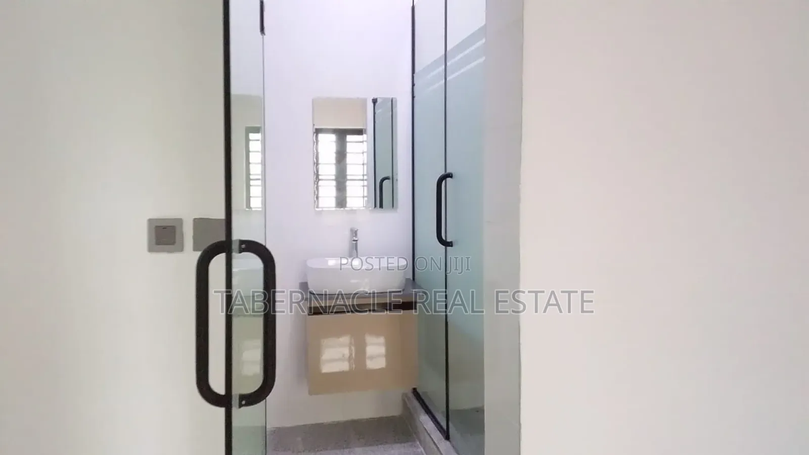4bdrm Duplex in Solebo Olu Odo, Ebute for sale in Ebute