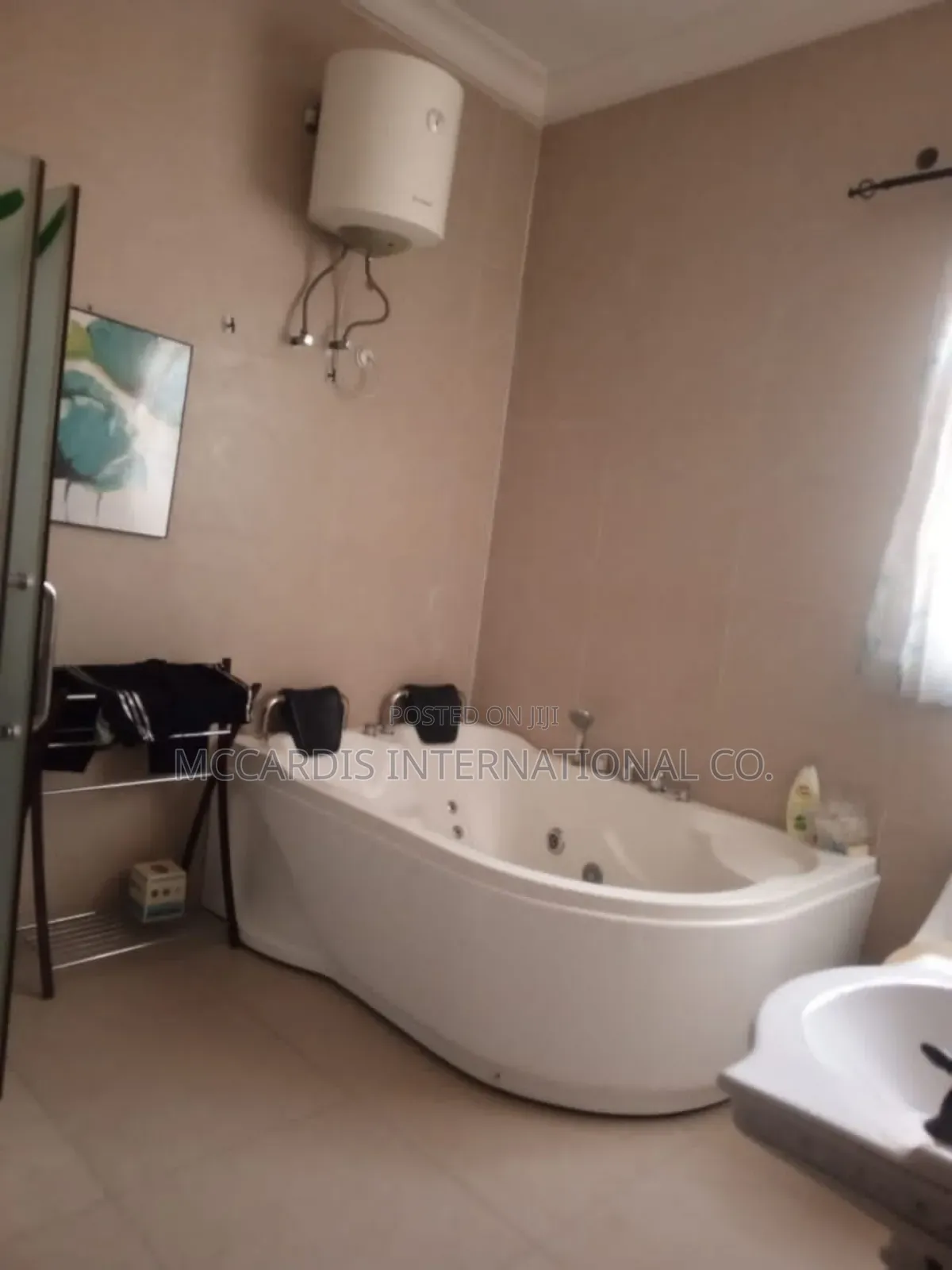 5bdrm Duplex in Carlton Gate Estate for rent in Chevron