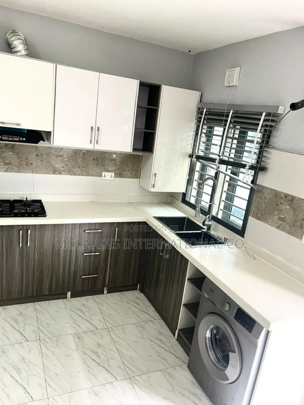 Furnished 4bdrm Duplex for rent in Off Lekki-Epe Expressway