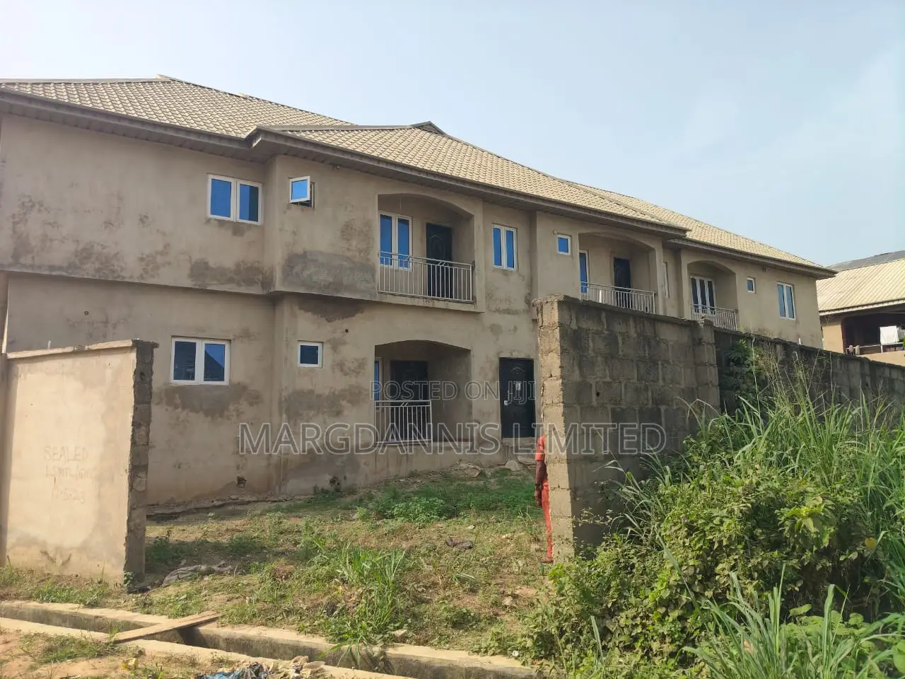 12bdrm Block of Flats in Valley View Estate, Ebute for sale in Ebute