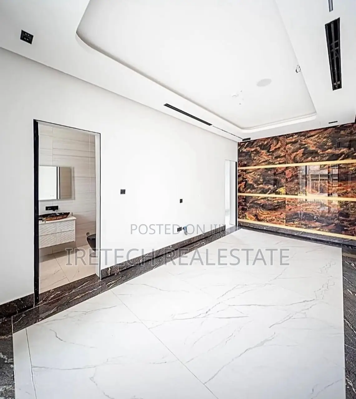 5bdrm Duplex in Cowrie Creek Estate for sale in Ikate