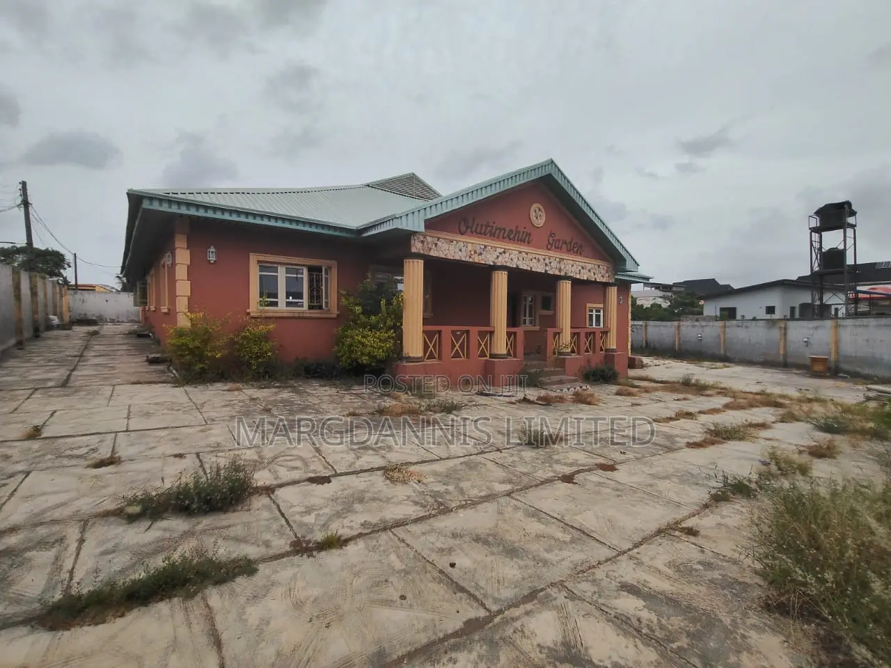 5bdrm Bungalow in Oba-Olaide, Ibeshe / Ikorodu for sale in Ibeshe / Ikorodu