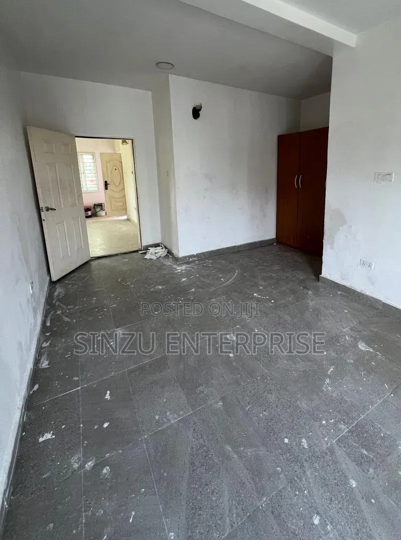 Studio Apartment in Lcc, Chevron for rent in Chevron