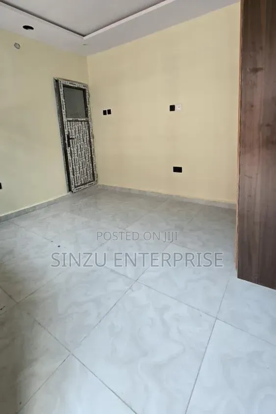 Studio Apartment in Chevron for rent in Chevron