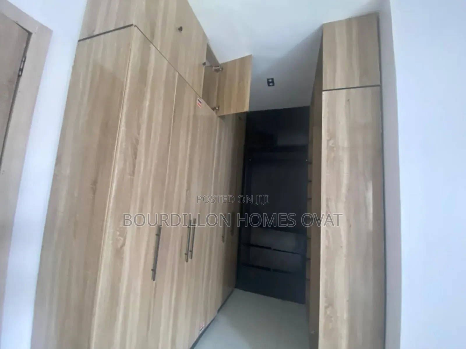 4bdrm Duplex in Harris Drive By Vgc for rent in Ilaje / Lekki