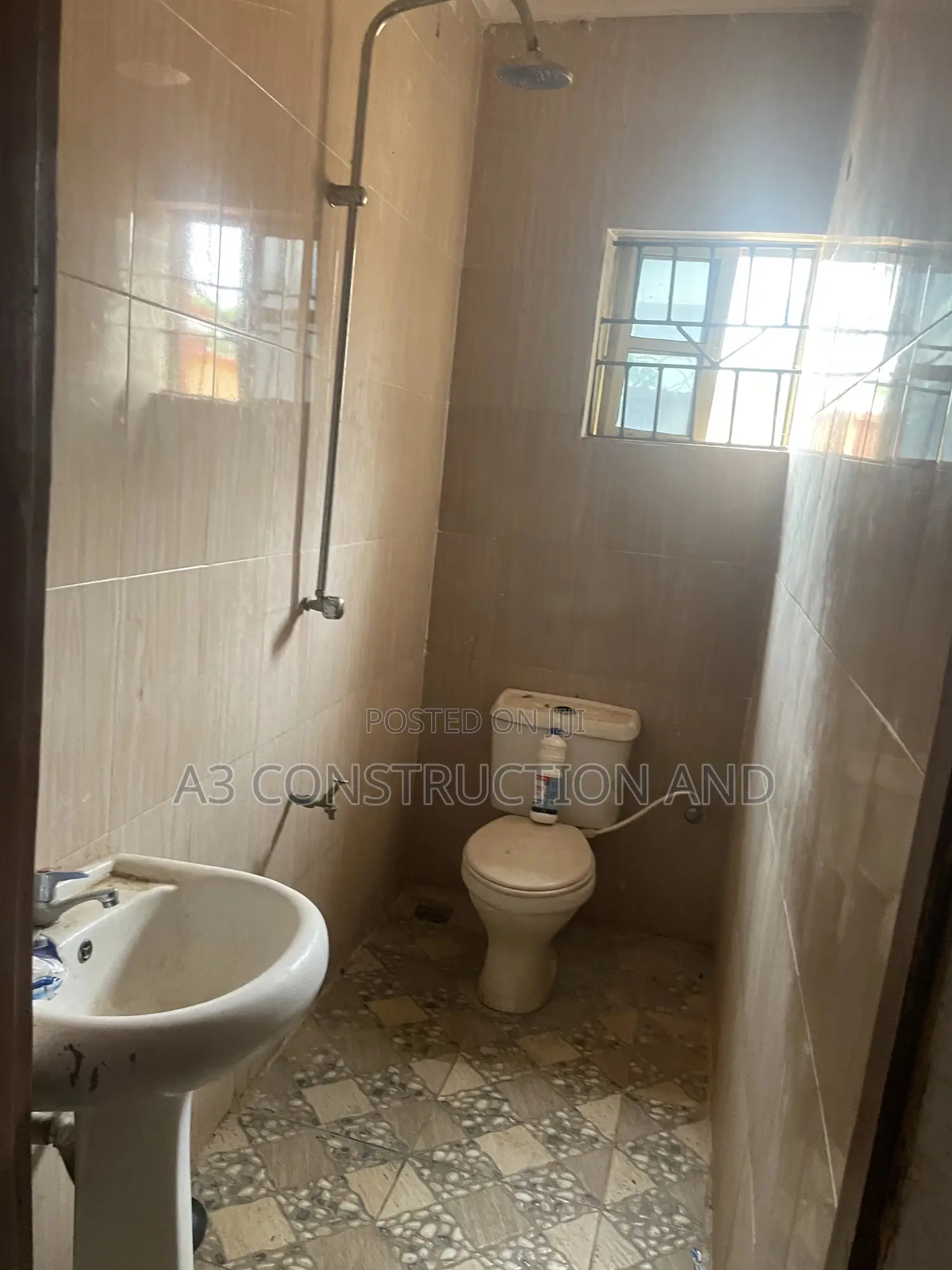 Furnished 3bdrm Apartment in Shobande, Omolayo for rent in Akobo