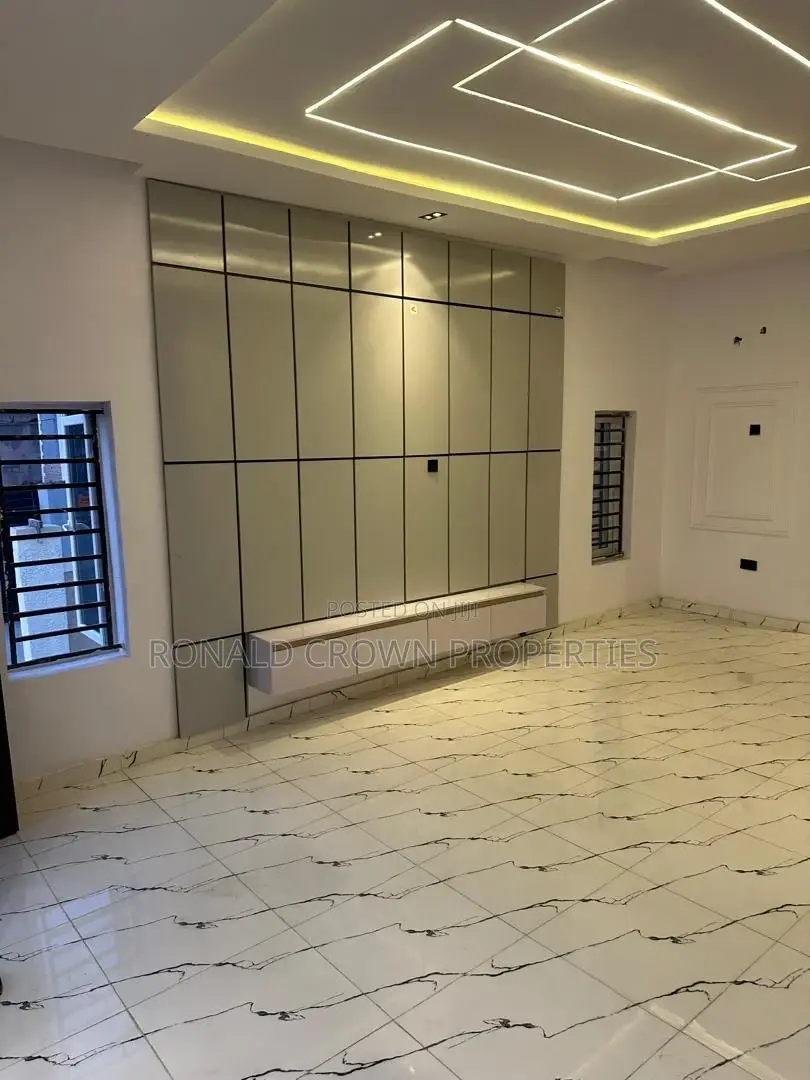 3bdrm Bungalow in Eleyele for sale in Eleyele