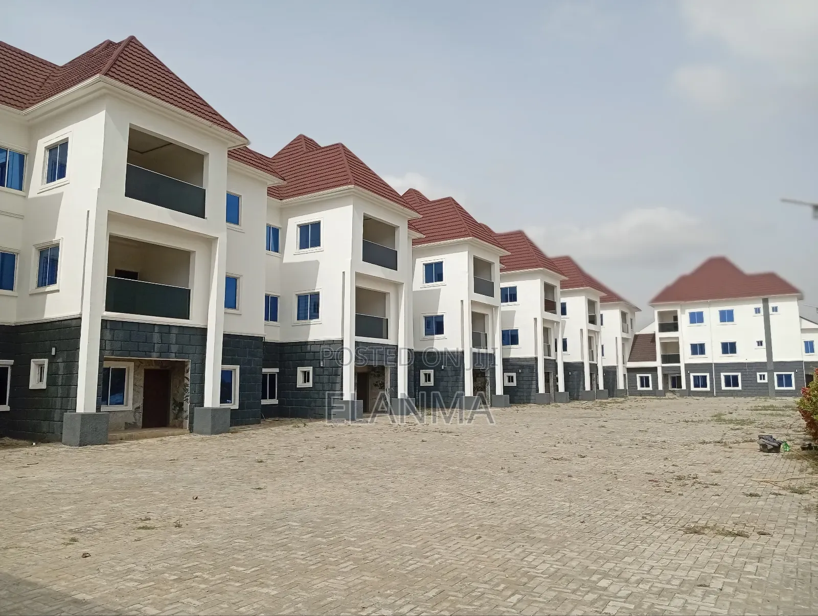 4bdrm House in Hillside Estate, Dawaki for sale in Dawaki
