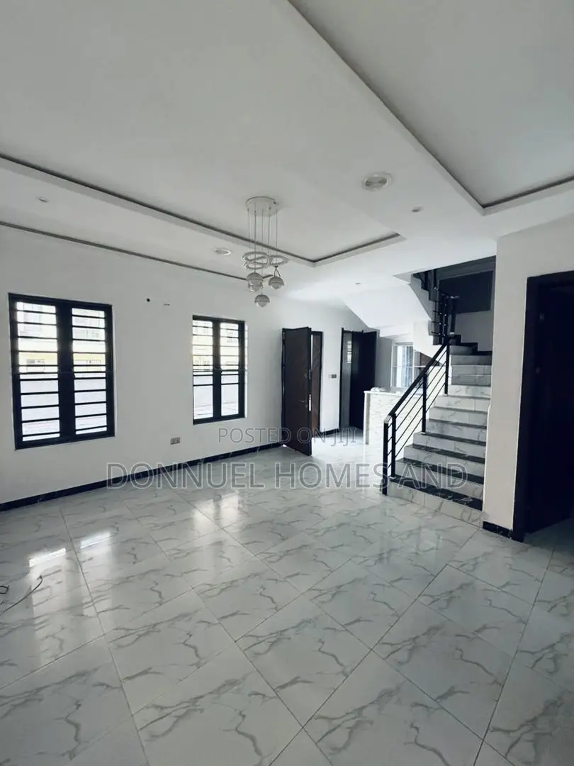 4bdrm Townhouse / Terrace in Ikate for rent in Ikate