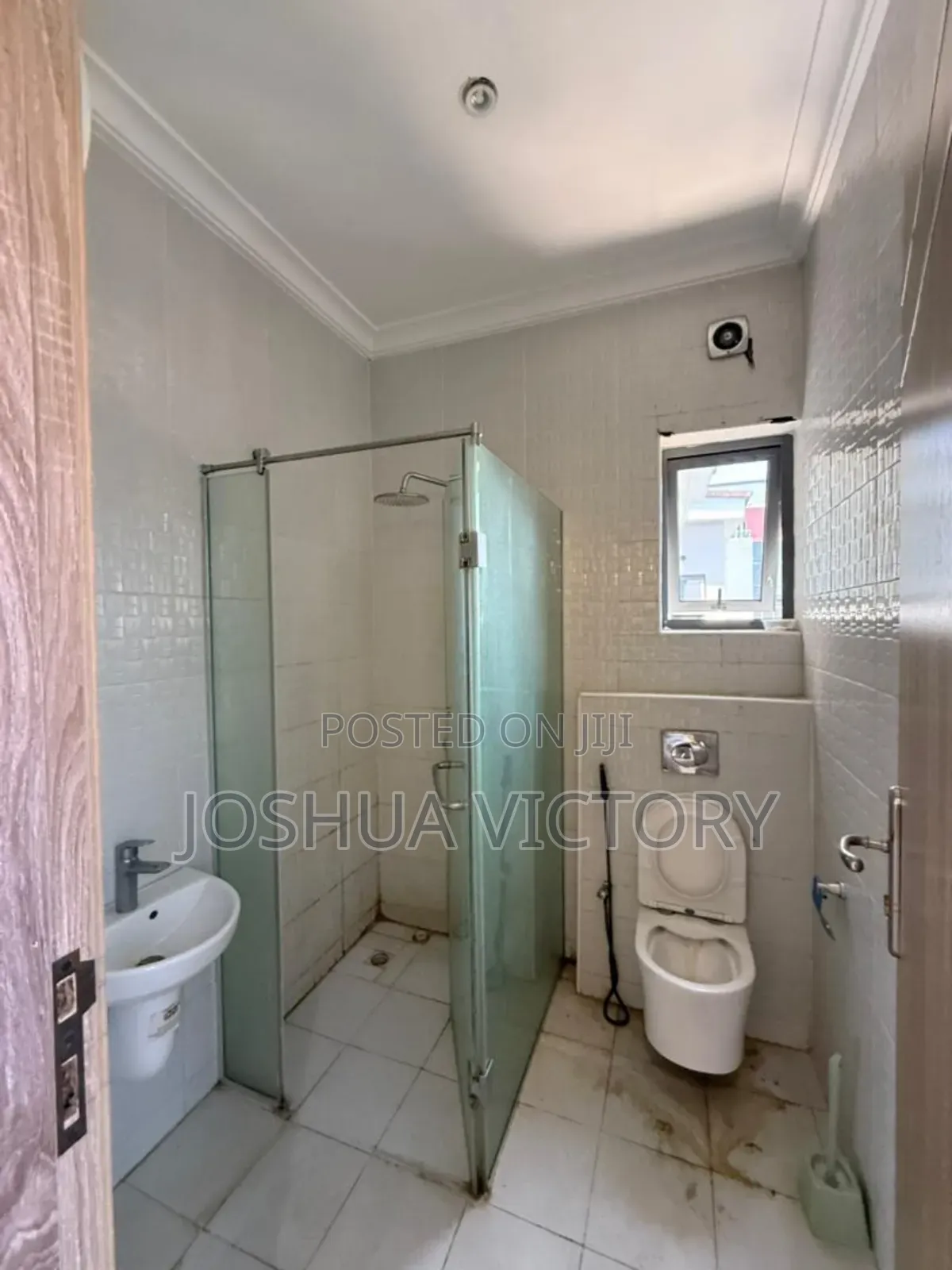 Studio Apartment in Lekki Peninsula, Chevron for rent in Chevron