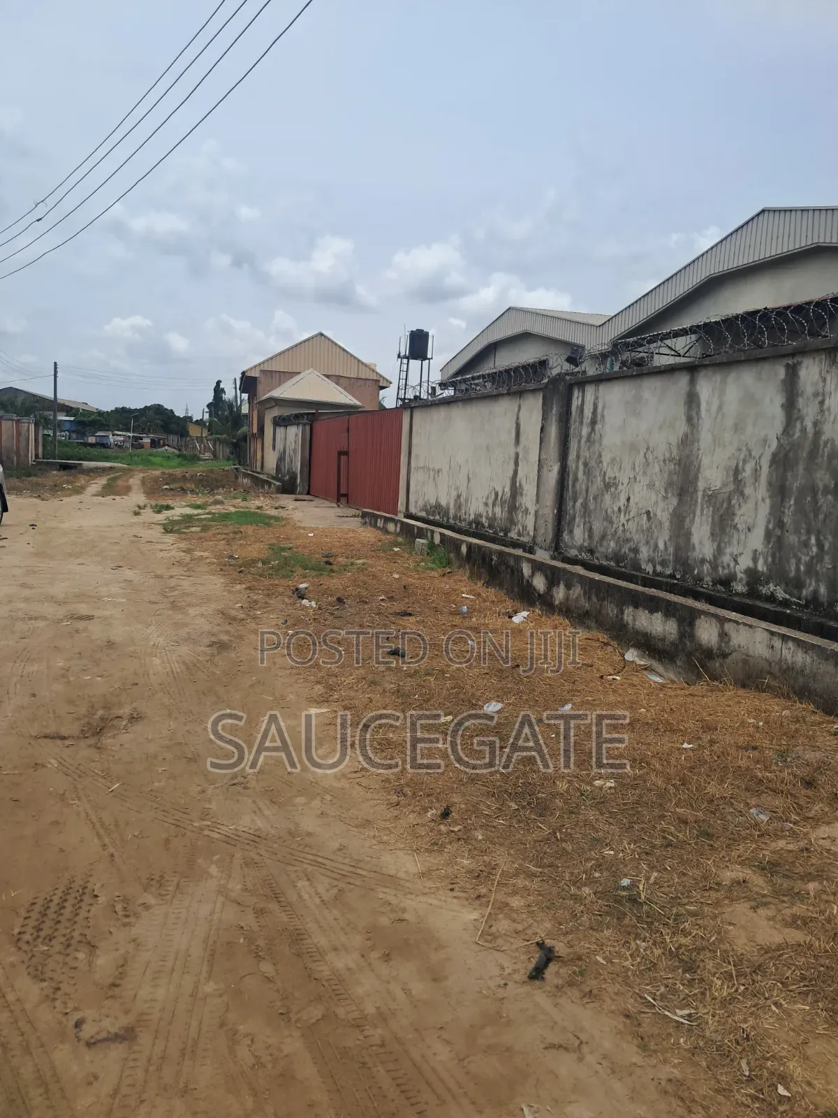 6 Plots for Sale at Barracks Good for Commercial Activities in Iba / Ojo