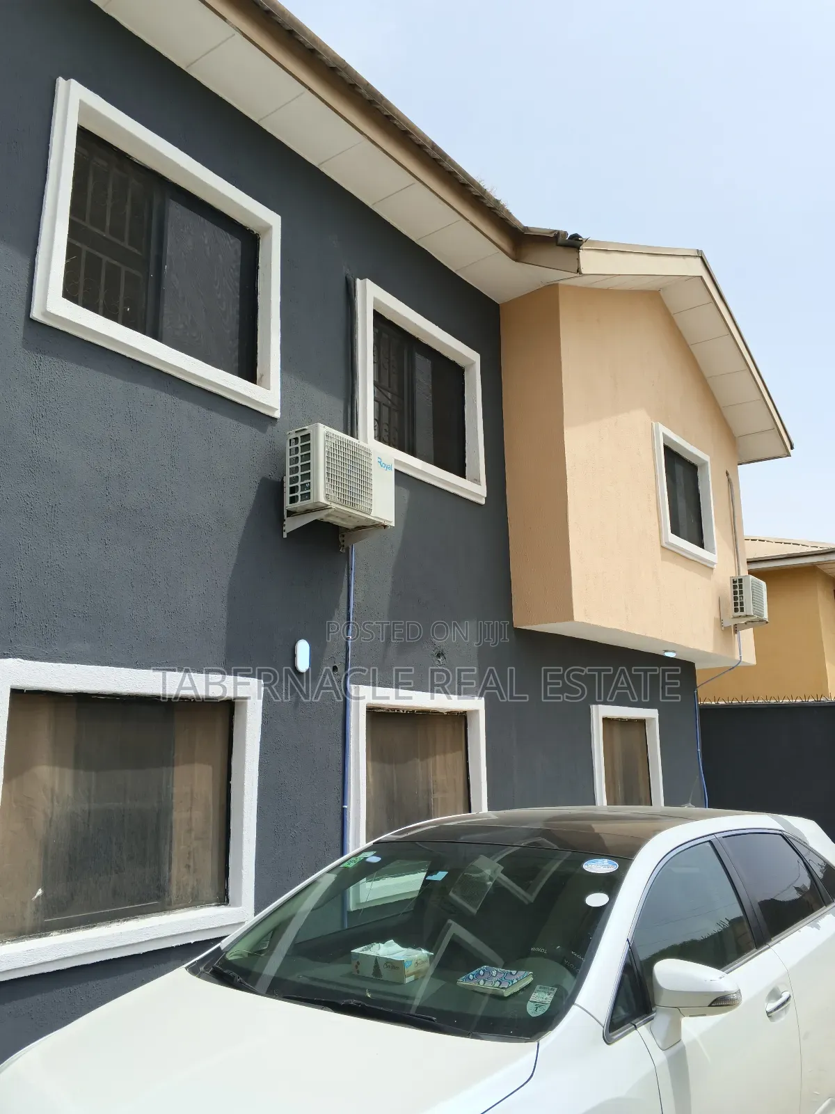 2bdrm Apartment in Fakoyabi, Ebute for rent in Ebute