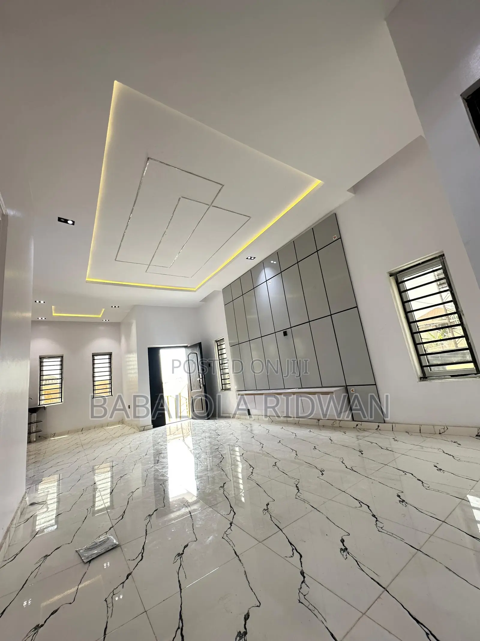 3bdrm Bungalow in Ologuneru for sale in Ologuneru