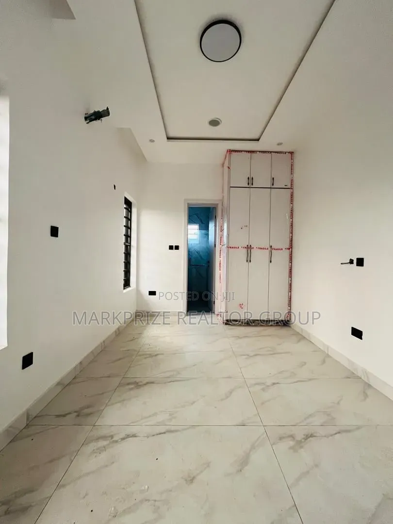 Furnished 4bdrm Duplex in Adeniyi Jones Ikeja for sale in Adeniyi Jones