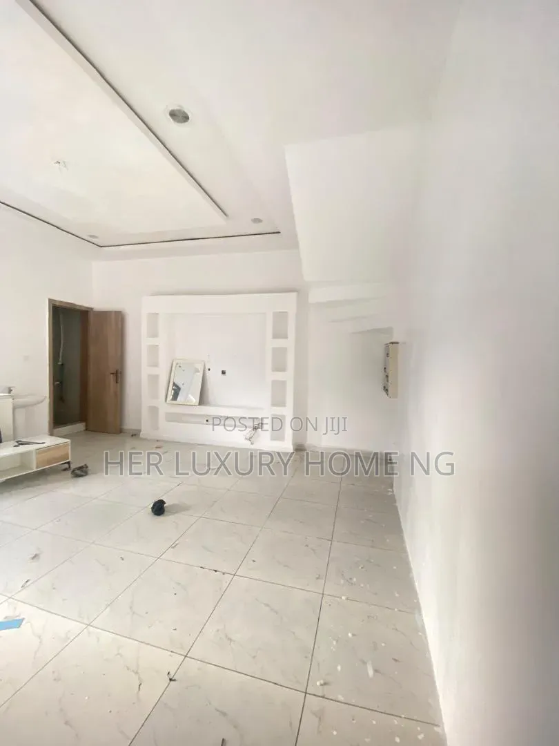 Studio Apartment in Royal Pine, Lekki Expressway for rent in Lekki Expressway