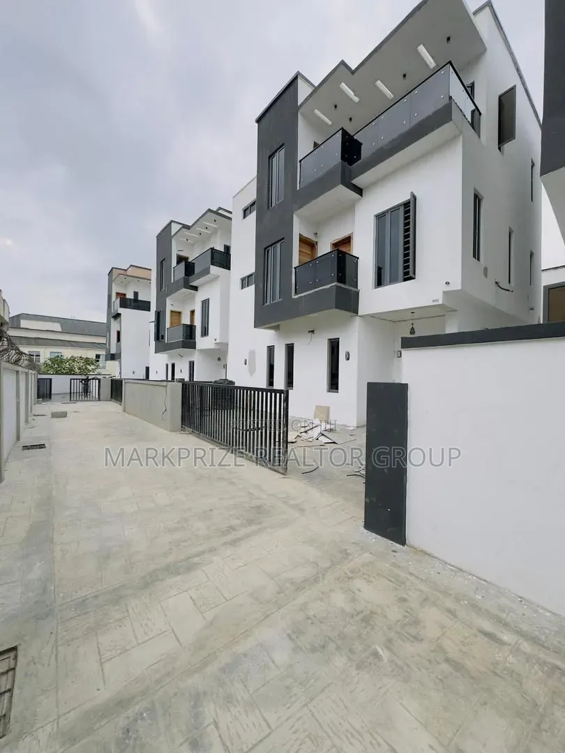 4bdrm Duplex in Magodo Gra Phase 1 for sale in GRA Phase 1