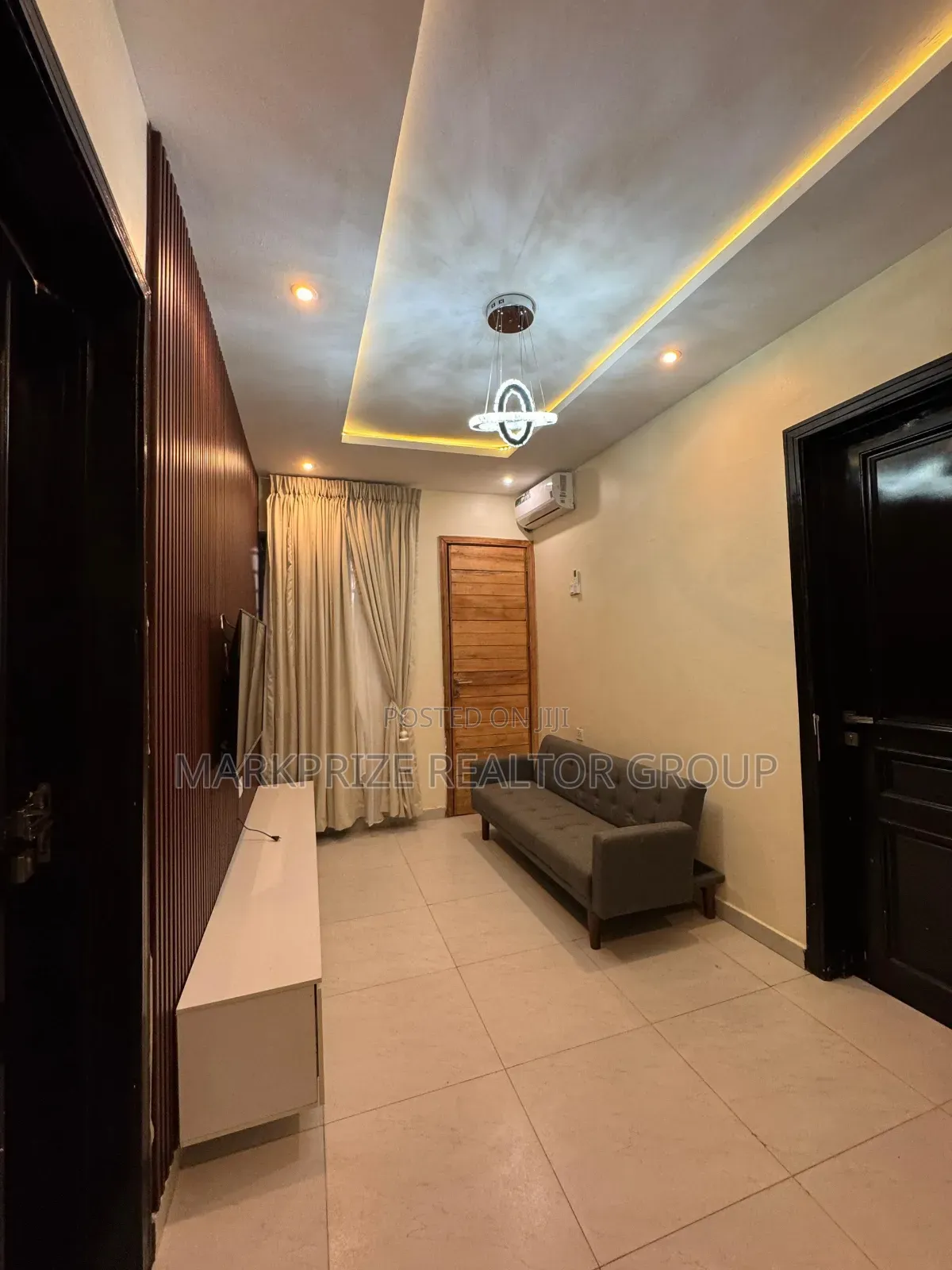 Furnished 3bdrm Duplex in Surulere, Lagos for sale in Papa Ajao / Surulere