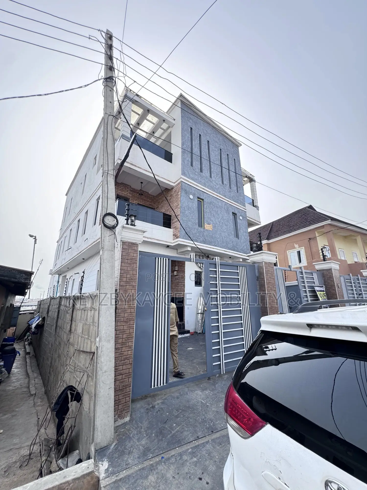 3bdrm Duplex in Ogudu for sale in Ogudu