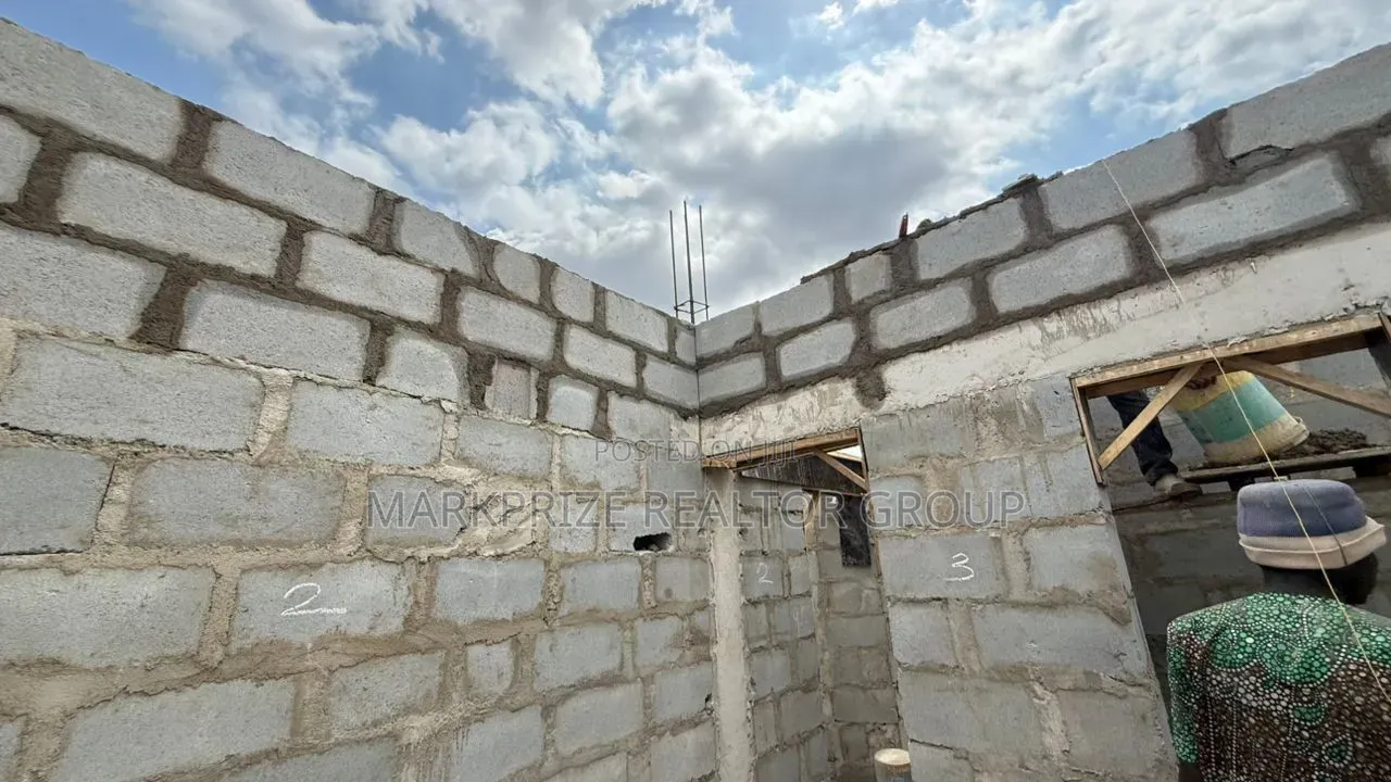 3bdrm Apartment in Ogba Ikeja for sale in Ogba Industrial Estate