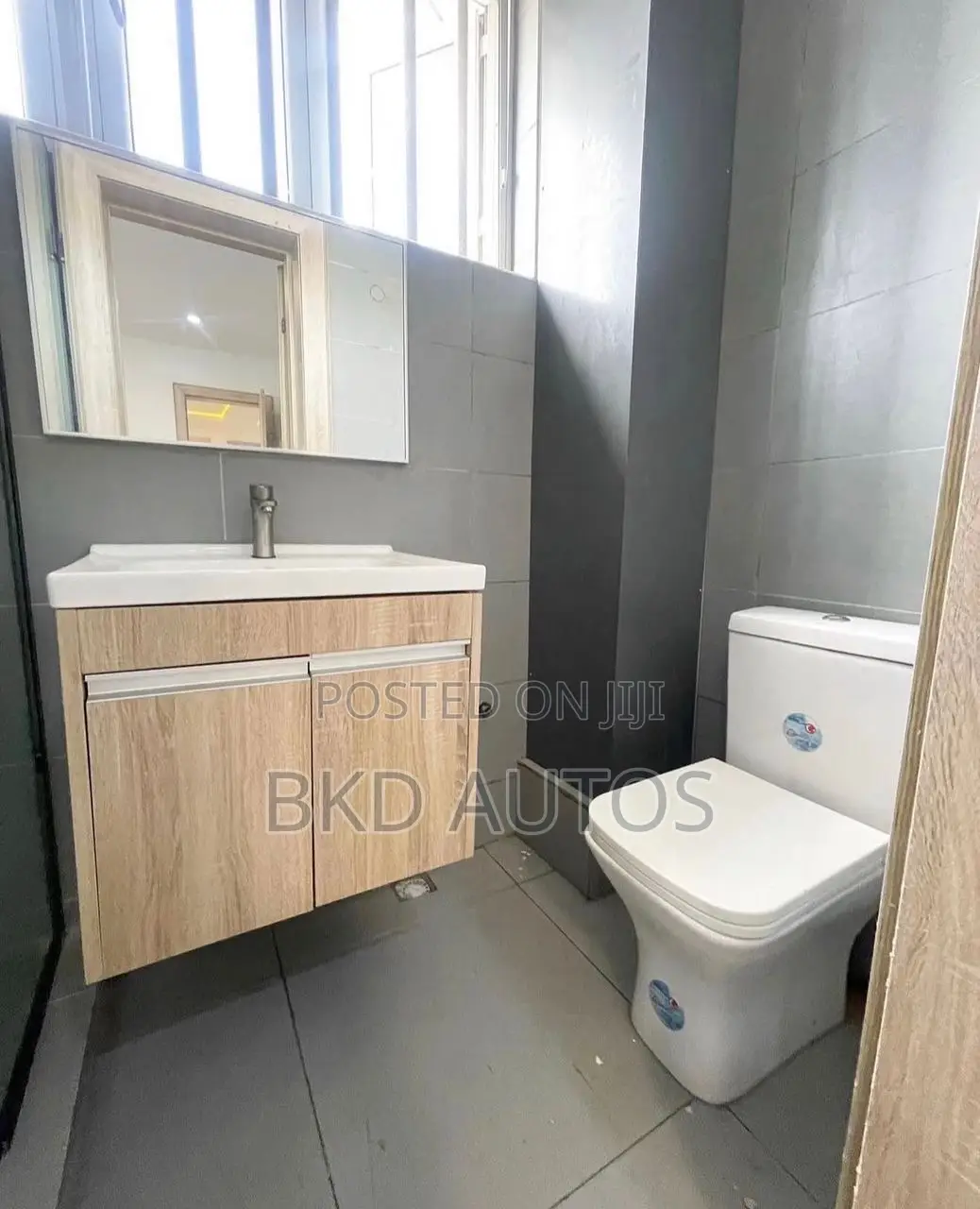 2bdrm Apartment in Ikate for sale in Ikate
