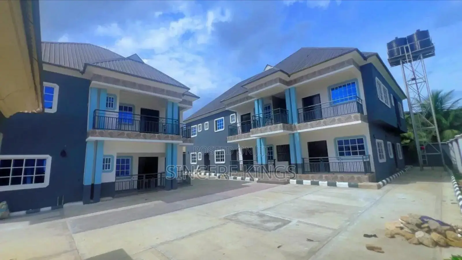 4 Units of 2 Bedrooms Flat and 2 Units 3 Bedroom Flats in Uyo