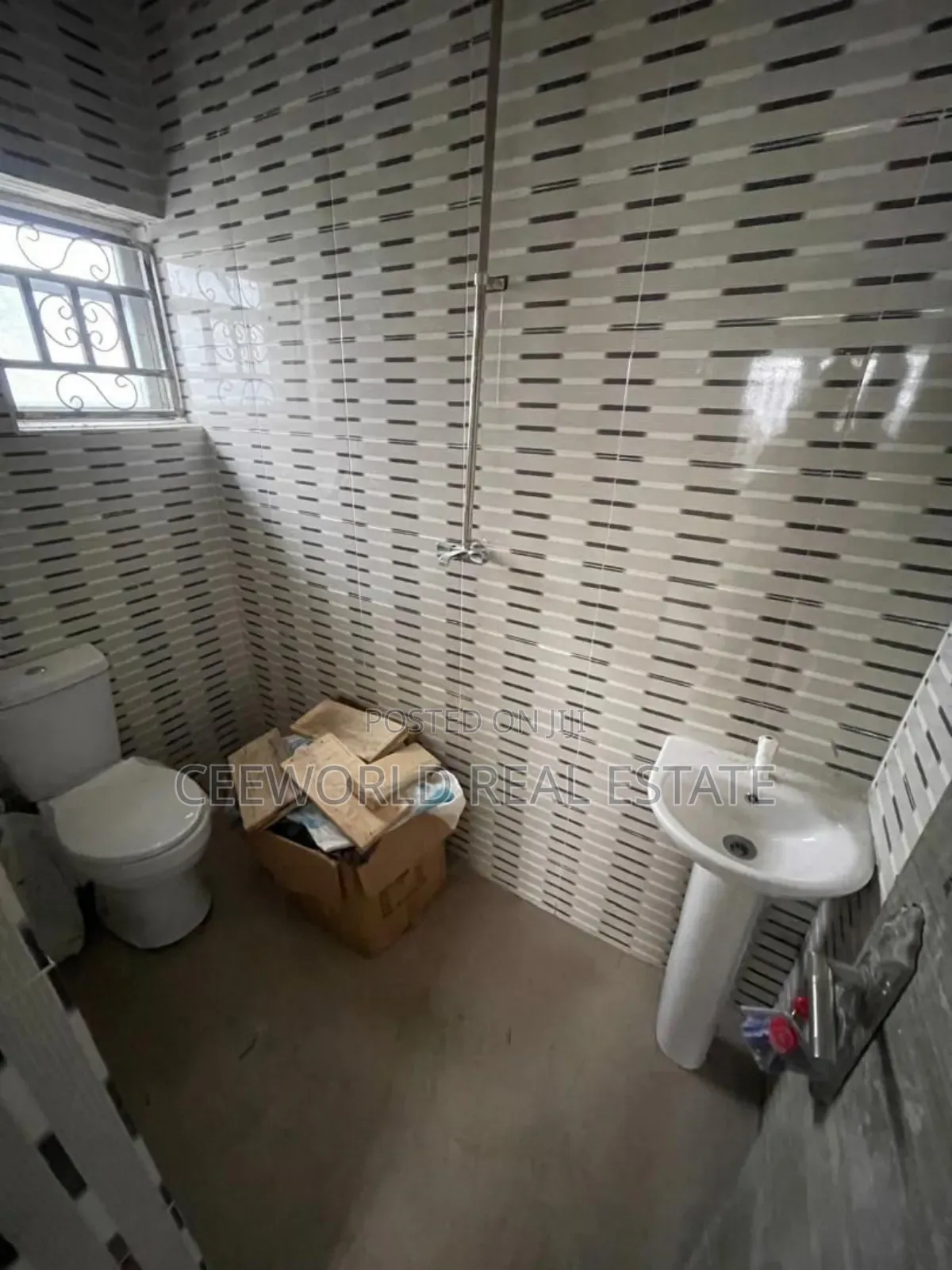 1bdrm Apartment in Ologolo Estate, Idishin for rent in Idishin