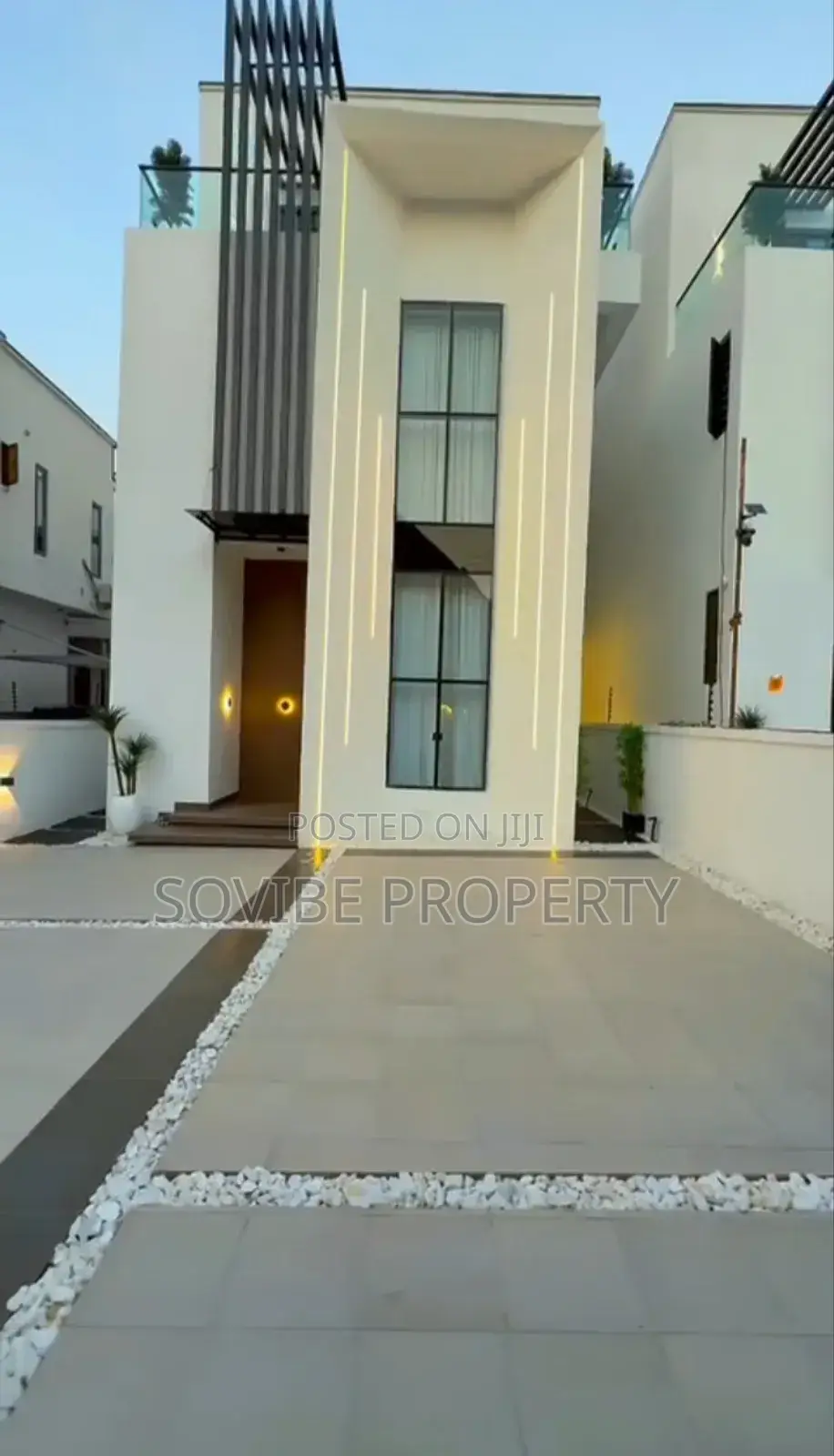 Furnished 5bdrm Duplex in Royal Pine Estate, Lekki Phase 1 for sale in Lekki Phase 1