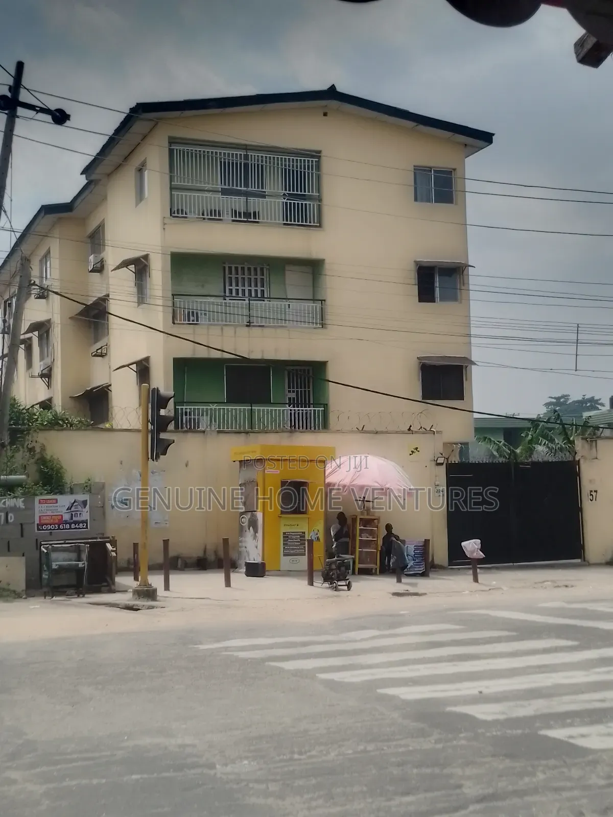 3bdrm Apartment in Adeniyi Jones for rent in Adeniyi Jones