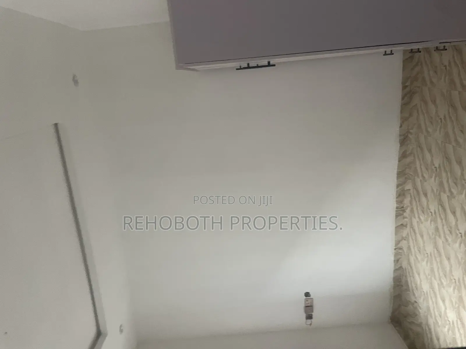 3bdrm Duplex in Banuso Elebu, Akala Express for rent in Akala Express