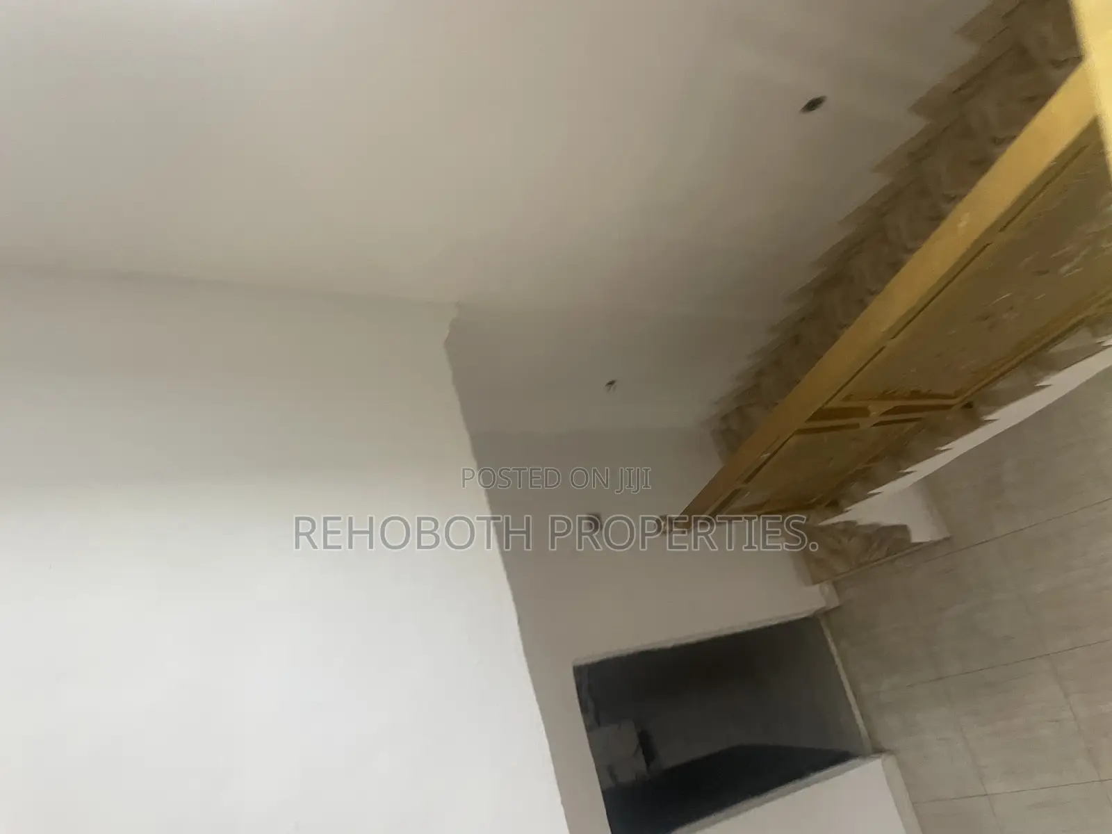 3bdrm Duplex in Banuso Elebu, Akala Express for rent in Akala Express