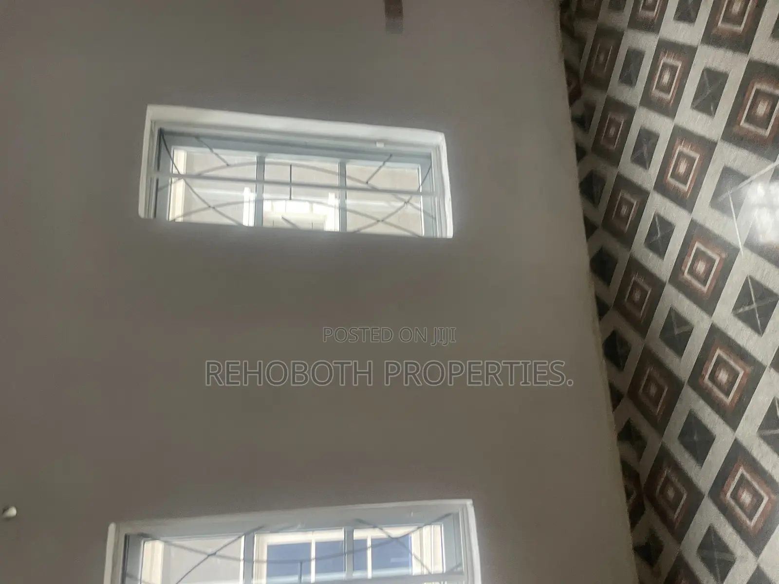 2bdrm Duplex in Banuso Elebu, Akala Express for rent in Akala Express