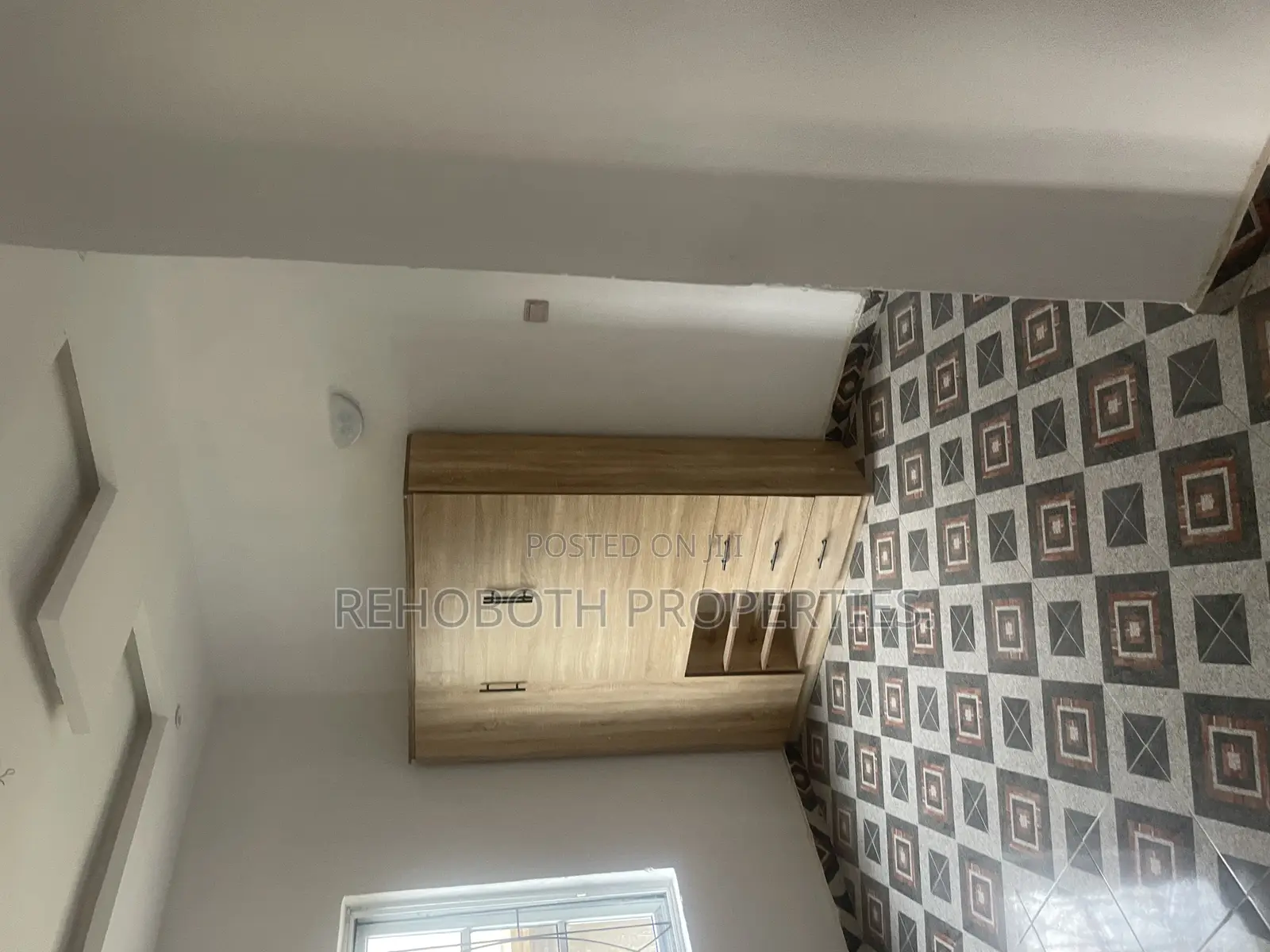 2bdrm Duplex in Banuso Elebu, Akala Express for rent in Akala Express