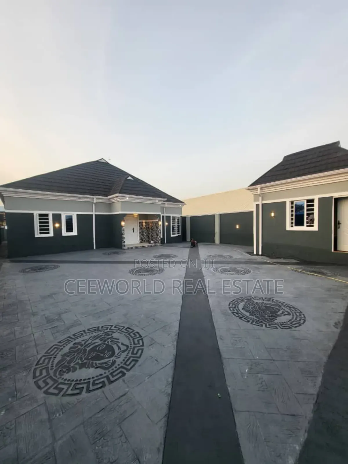 4bdrm Apartment in Akuru Estate Elebu, Akala Express for sale in Akala Express