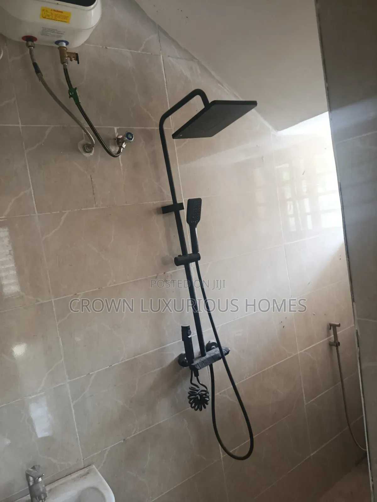 5bdrm Duplex in Ikolaba Estate, Ibadan for sale in Ibadan