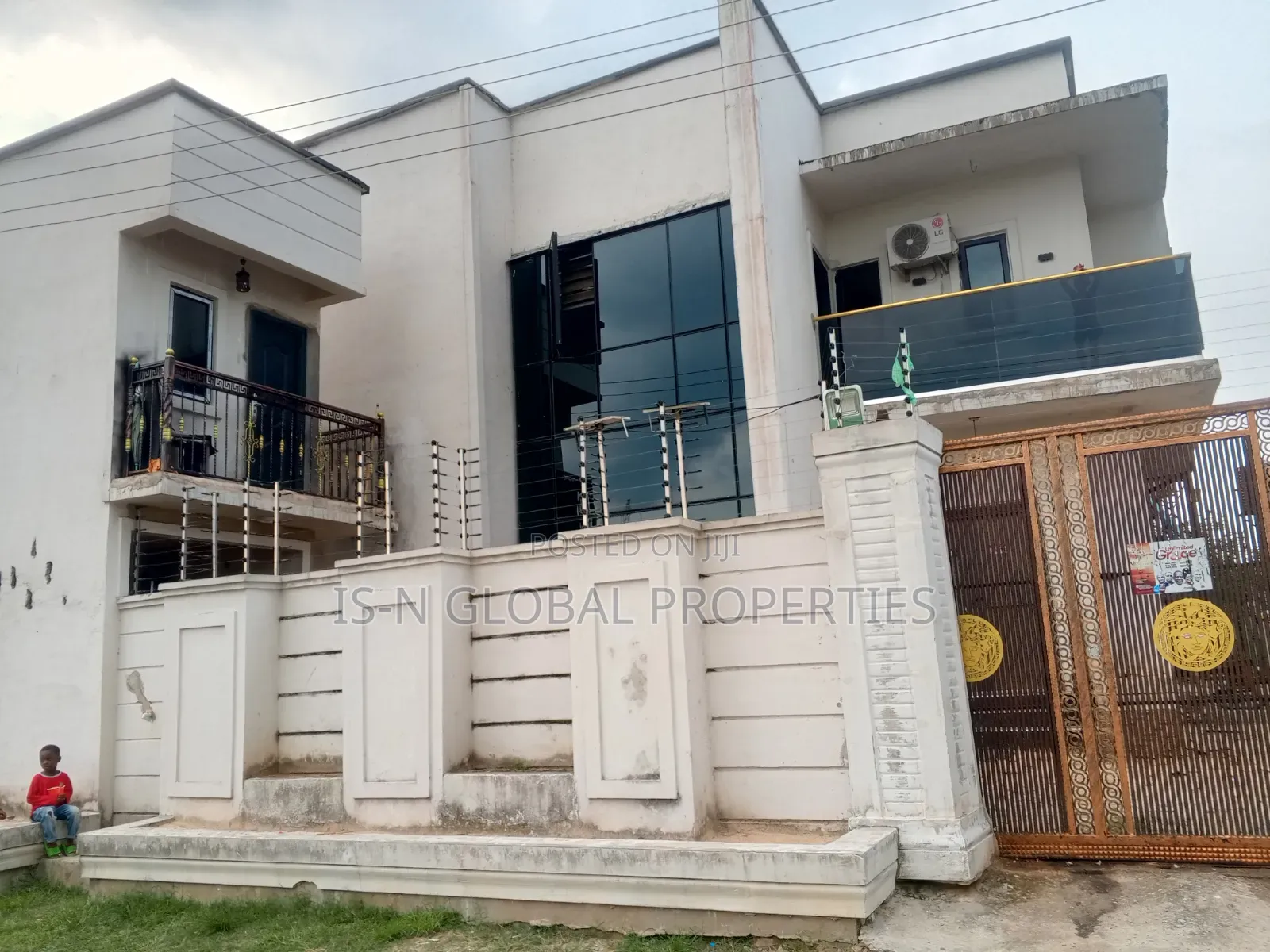 5bdrm House in Warri for sale in Warri