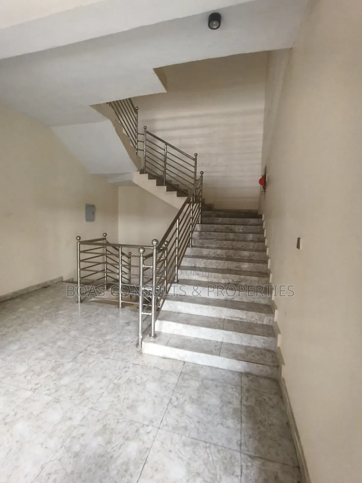 Neatly Furnished 3bed in Ikota
