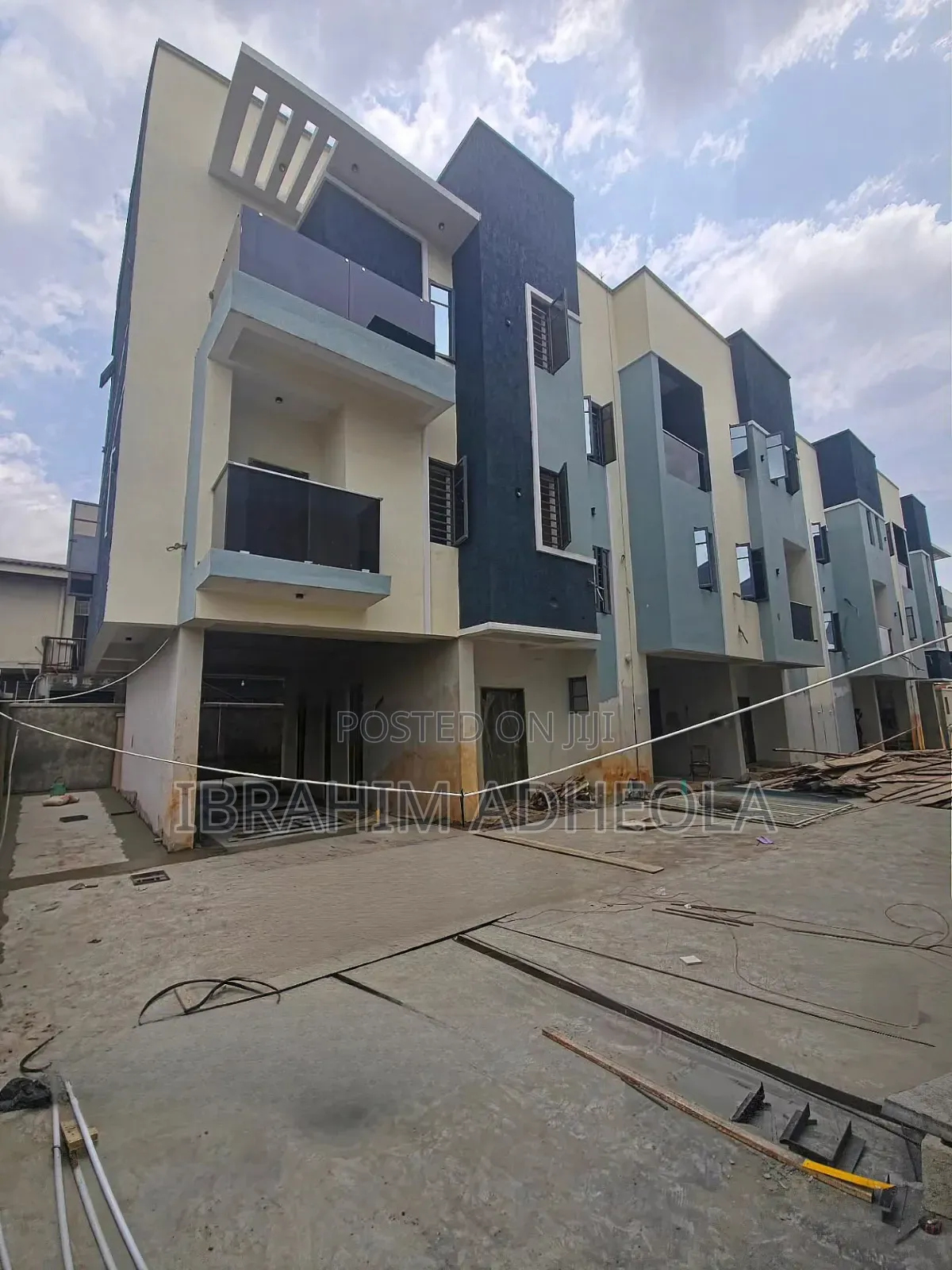 4bdrm Townhouse/Terrace in Oregun for sale in Oregun