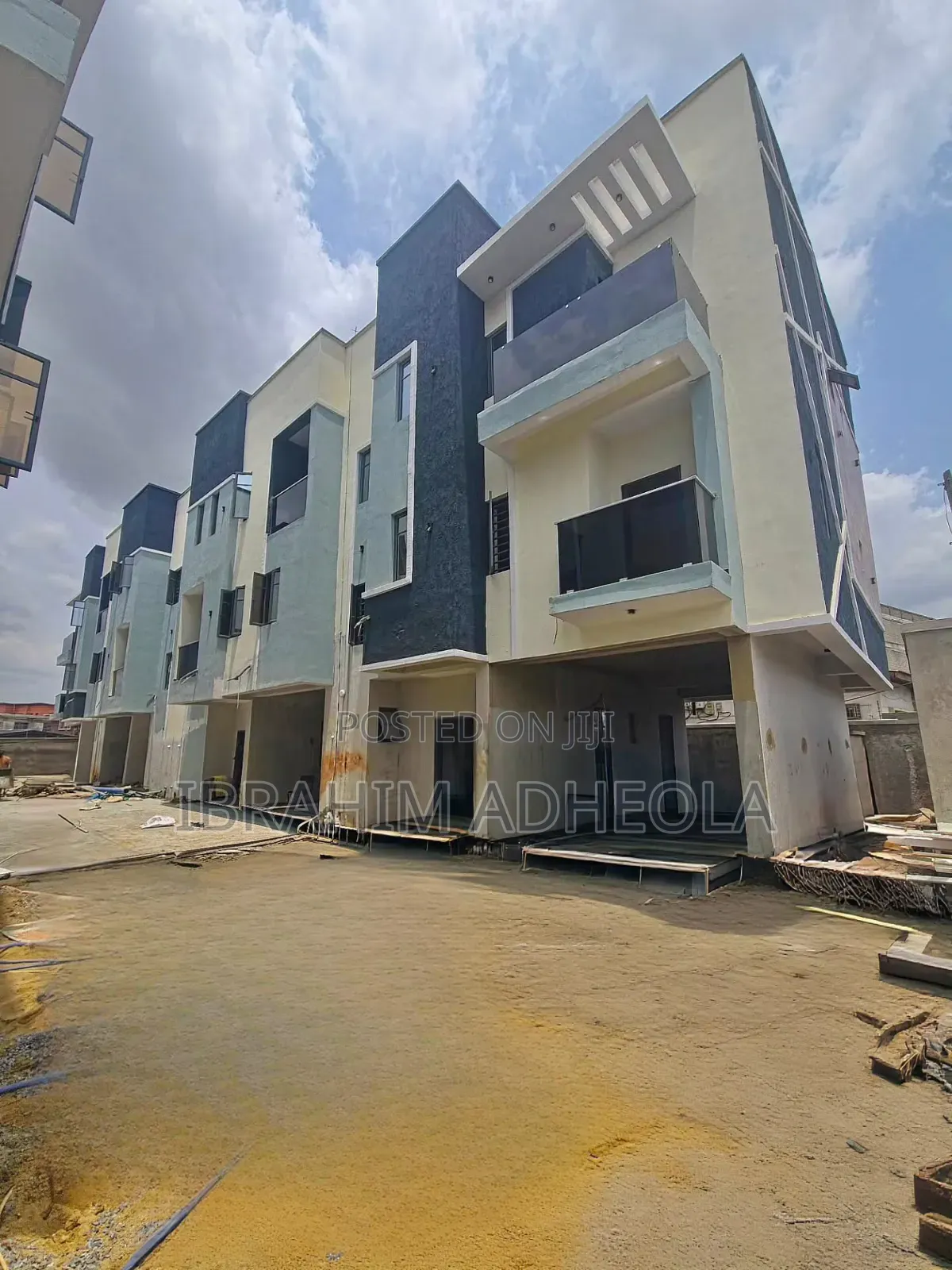 4bdrm Townhouse/Terrace in Oregun for sale in Oregun