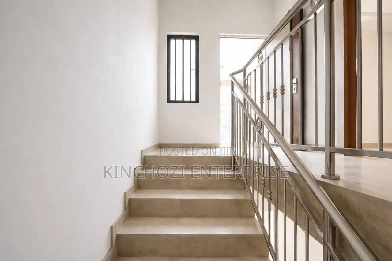 3bdrm Townhouse / Terrace in Rockvale Manors, Zone B for rent in Zone B