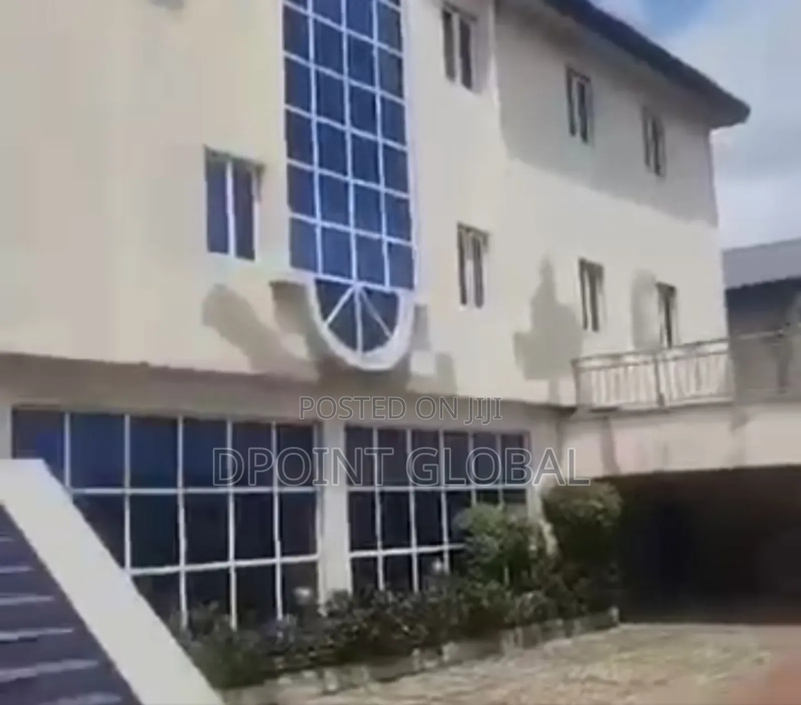 68 Rooms Smart Hotel in Ikeja Gra in Ikeja GRA