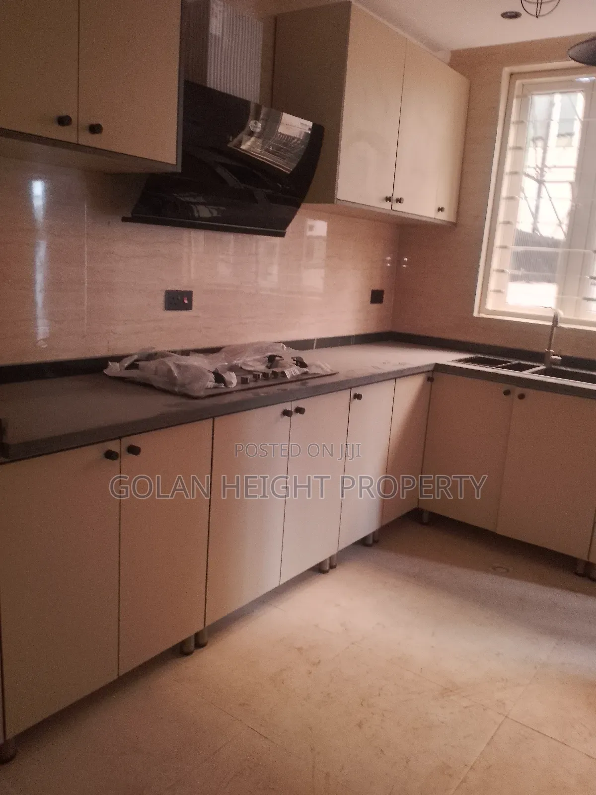 3bdrm Townhouse / Terrace in Gwarinpa Estate, Life Camp for rent in Life Camp