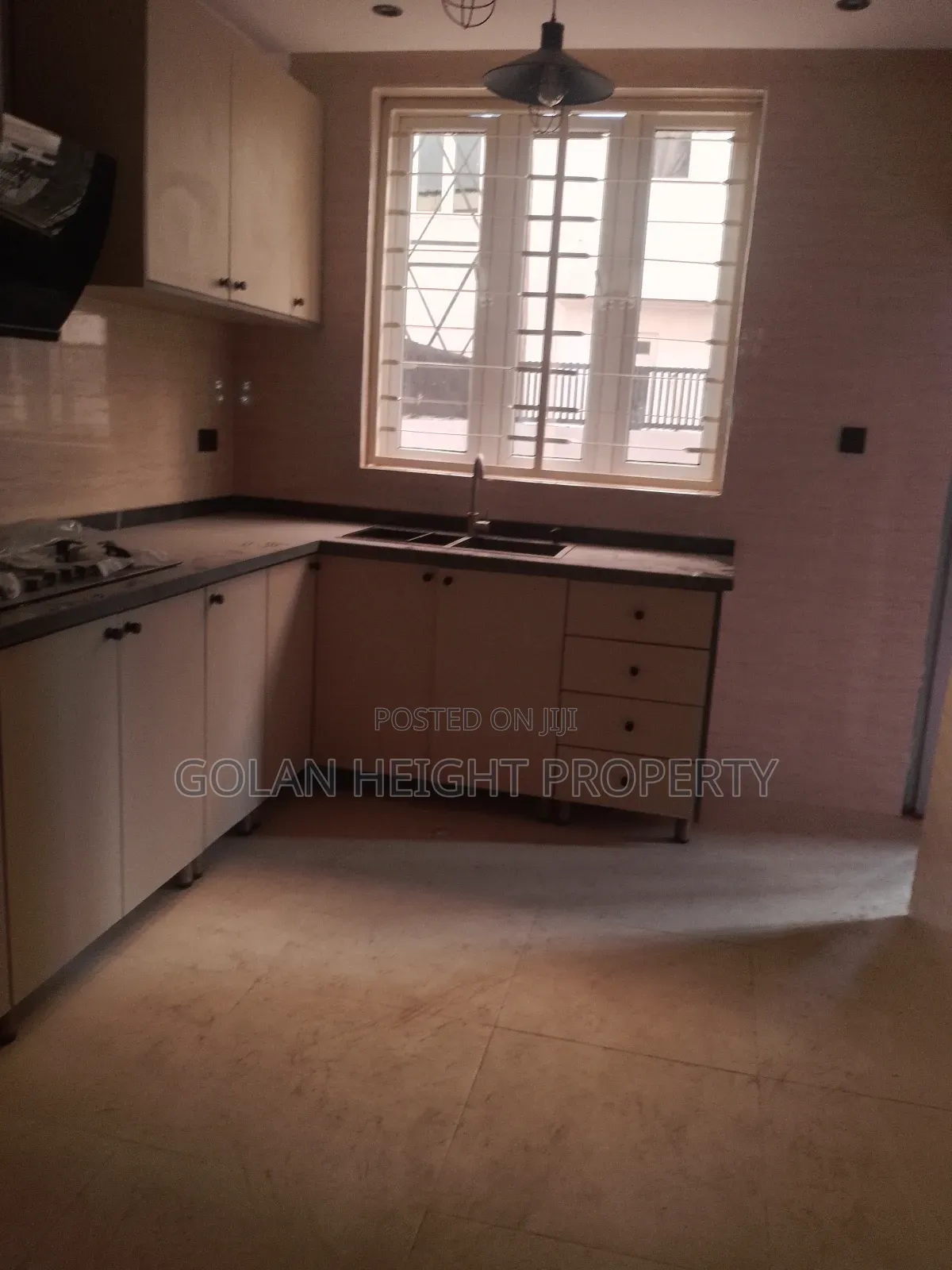 3bdrm Townhouse / Terrace in Gwarinpa Estate, Life Camp for rent in Life Camp
