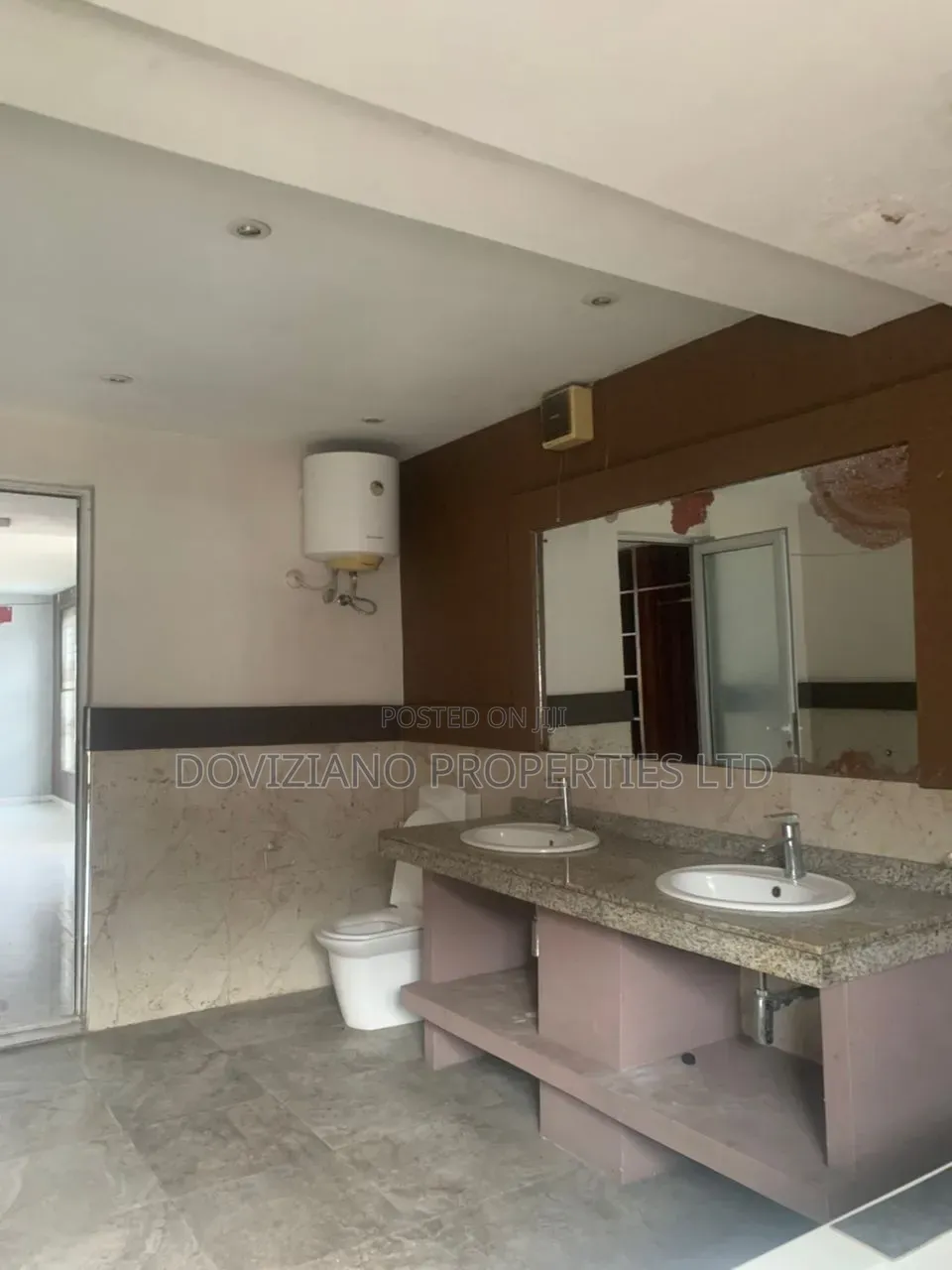 5bdrm Duplex in Lekki Phase 1 for rent in Lekki Phase 1