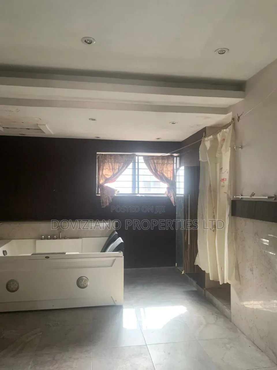 5bdrm Duplex in Lekki Phase 1 for rent in Lekki Phase 1